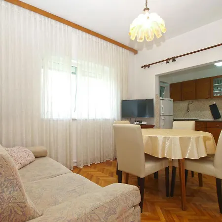 Milorad 786 Apartment